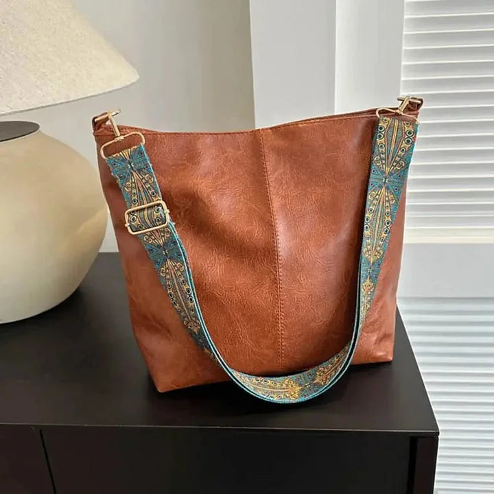 Bolso de Monika – (Mi Favorito) – Bolso de Hombro con Adorno